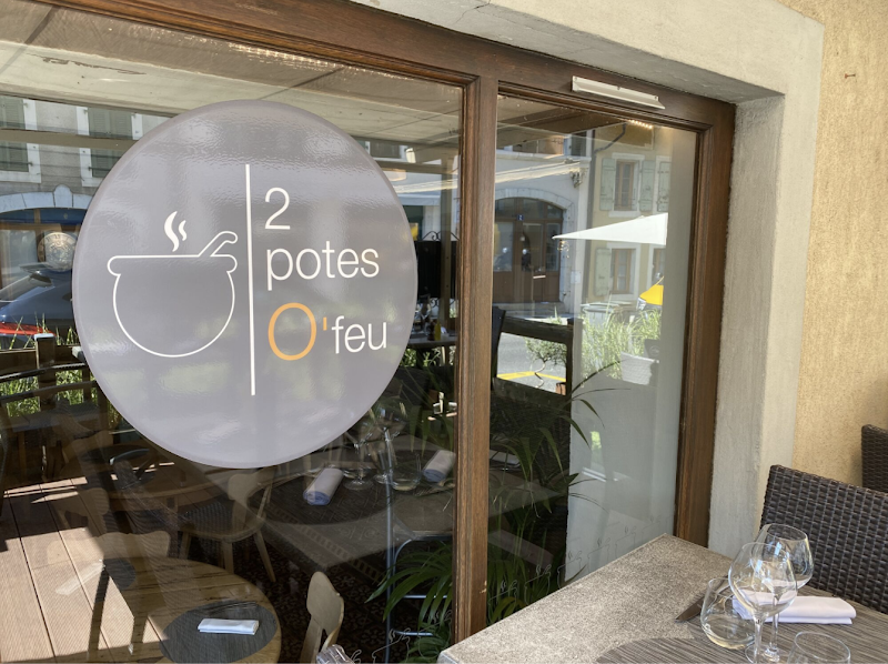 2 Potes O'Feu