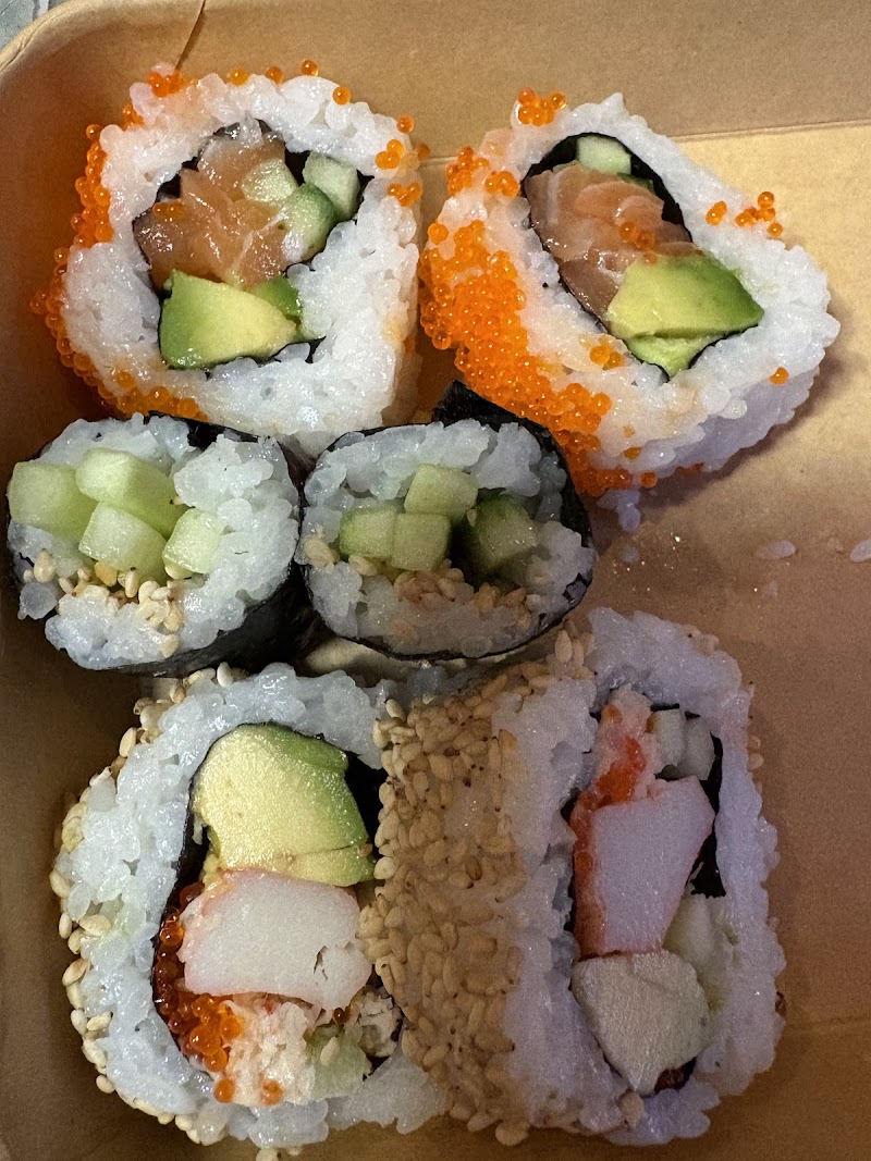 Anzoo Sushi Bar, Kuroda