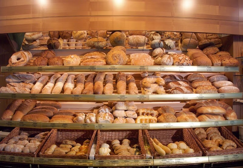 Bäckerei & Konditorei Kochendörfer – Bäckerei Restaurant in Pontresina