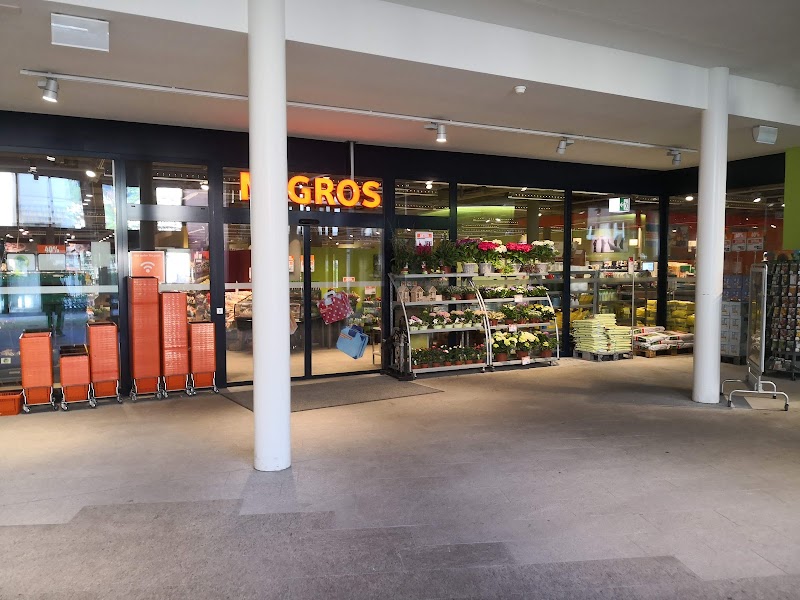 Bahnhofsmärcht – Schweizerisch Restaurant in Brunnen SZ