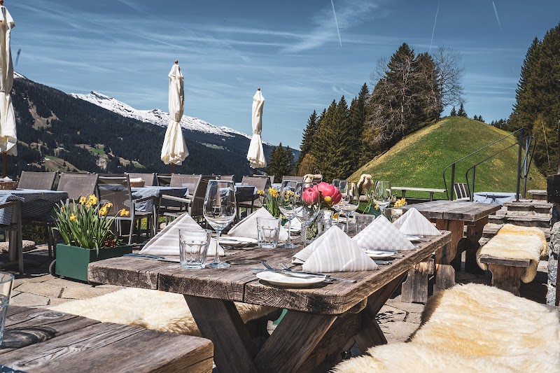 Berghaus Alpenrösli Klosters – Restaurant in Klosters-Serneus