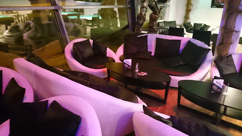 Blackout Lounge – Bar Restaurant in Schaffhausen