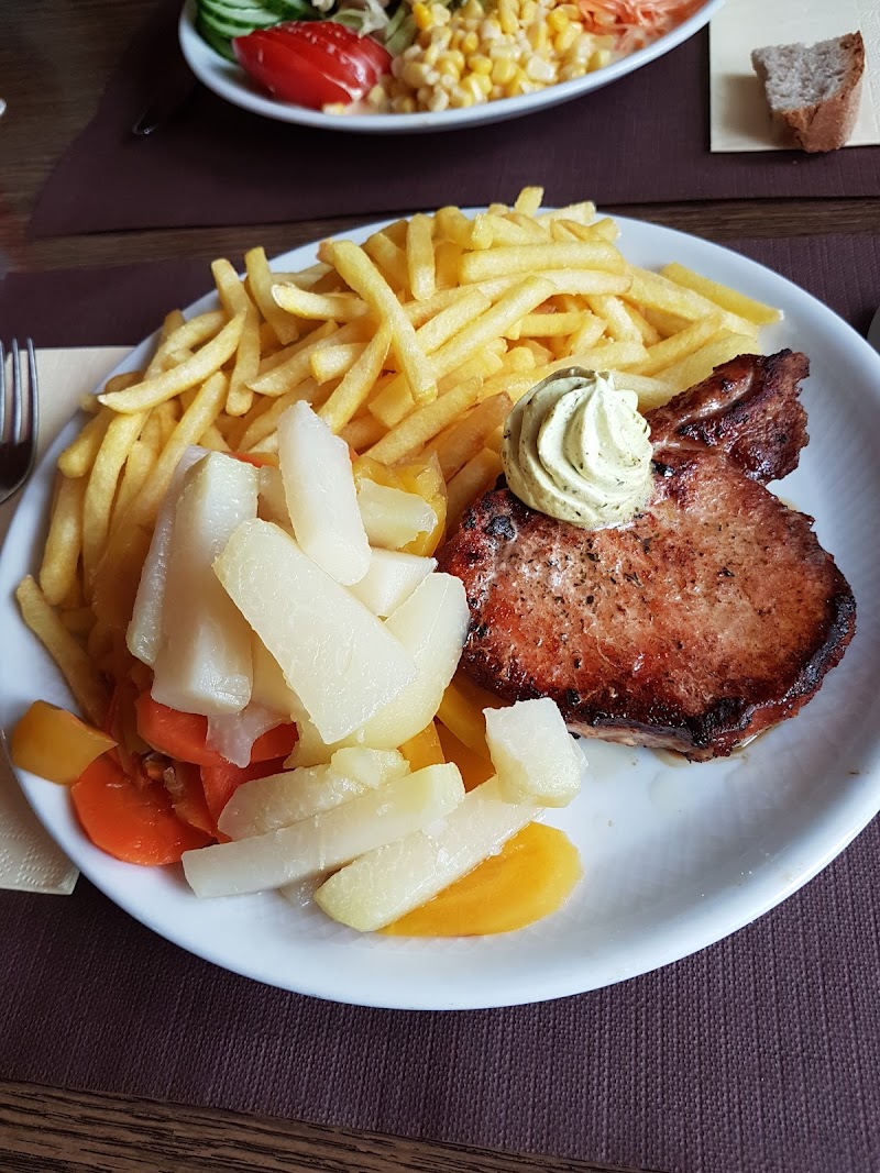 Burg – Schweizerisch Restaurant in Trachslau
