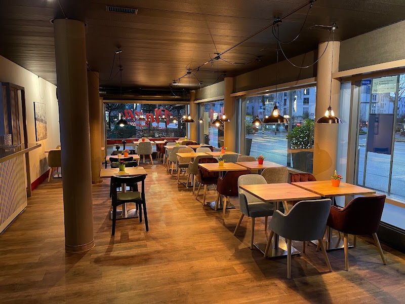 Cafe & Bar Plaza-Topolino – Bar Restaurant in Dübendorf