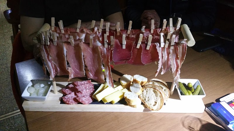 Café du Commerce Henriette Granges – Café Restaurant in Fully