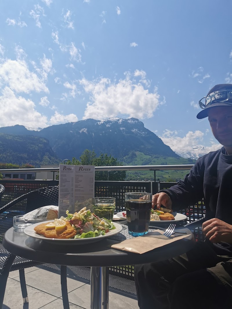 Cafe Konditorei Ryser – Konditorei Restaurant in Schwyz