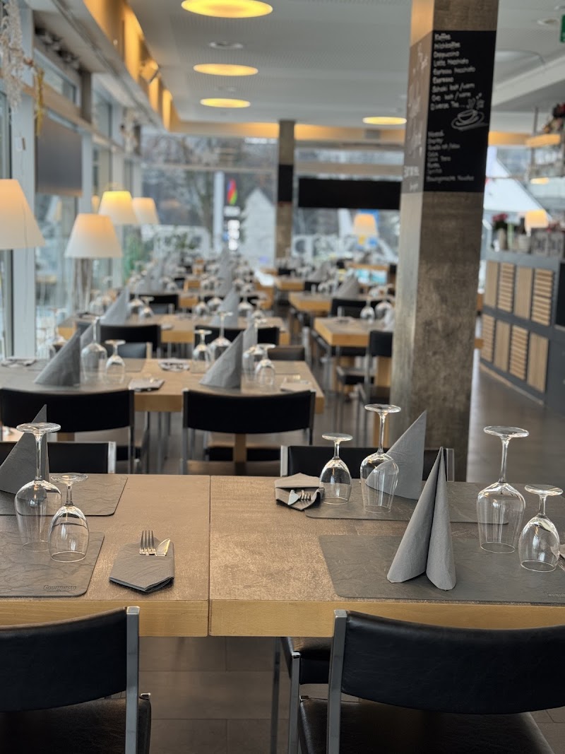 Cafe Restaurant Romani – Pizza Restaurant in Chur