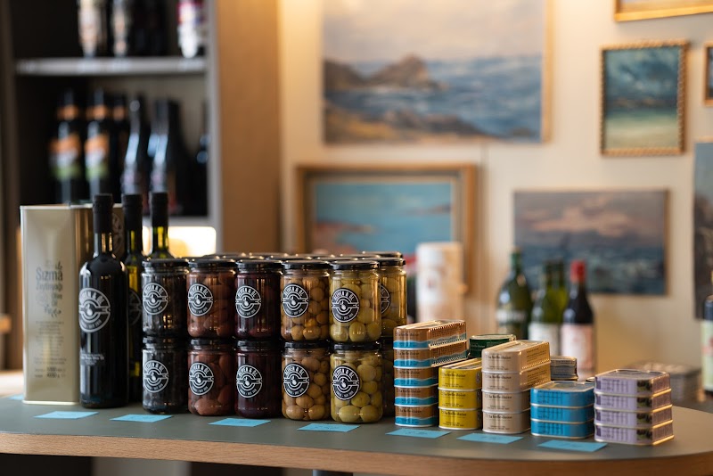 DE•TAPAS - BAR - BODEGA - COMESTIBLES – Bar Restaurant in Winterthur