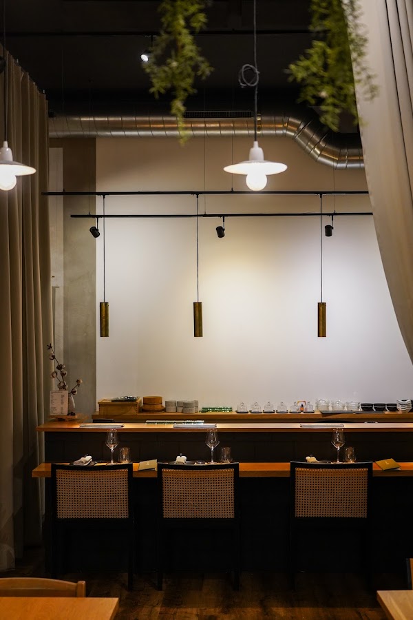 Edomae, Omakase Restaurant