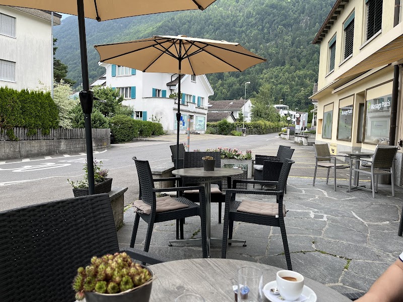 Feinbäckerei Hauger AG – Bäckerei Restaurant in Altdorf