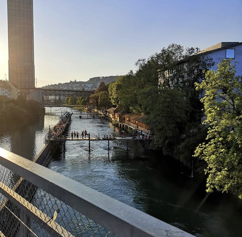 flussssbar. – Bar Restaurant in Zürich