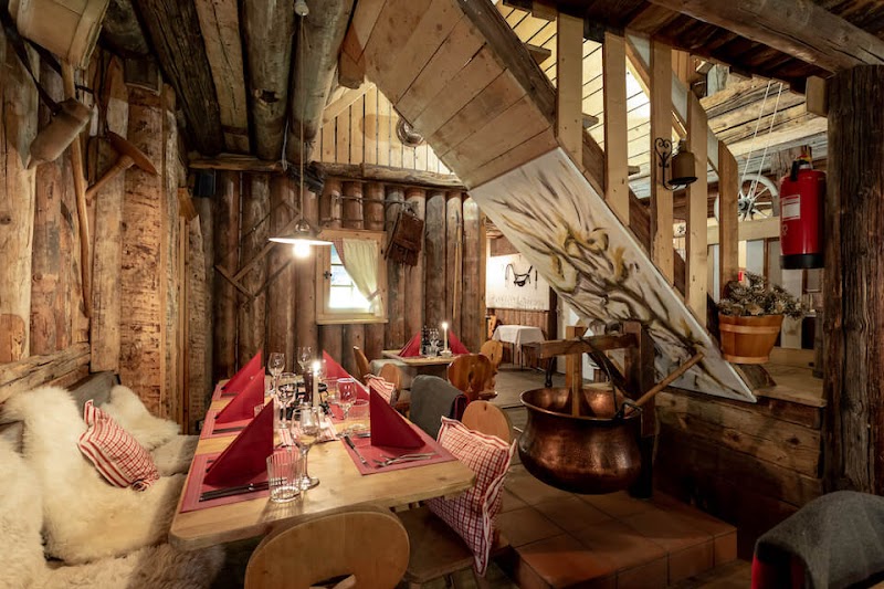 Fonduestall «Clavau Pign» – Fondue-Restaurant Restaurant in Laax