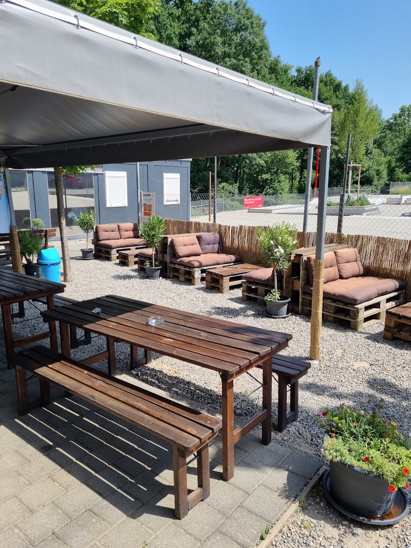 Hammerpark-Bistro – Italienisch Restaurant in Lenzburg