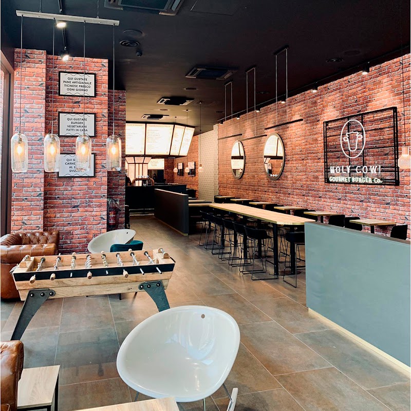 HolyCow! Gourmet Burger Co. GRANCIA – Burger Restaurant in Grancia