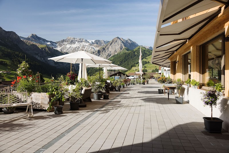 Hotel Hari im Schlegeli – Café Restaurant in Adelboden