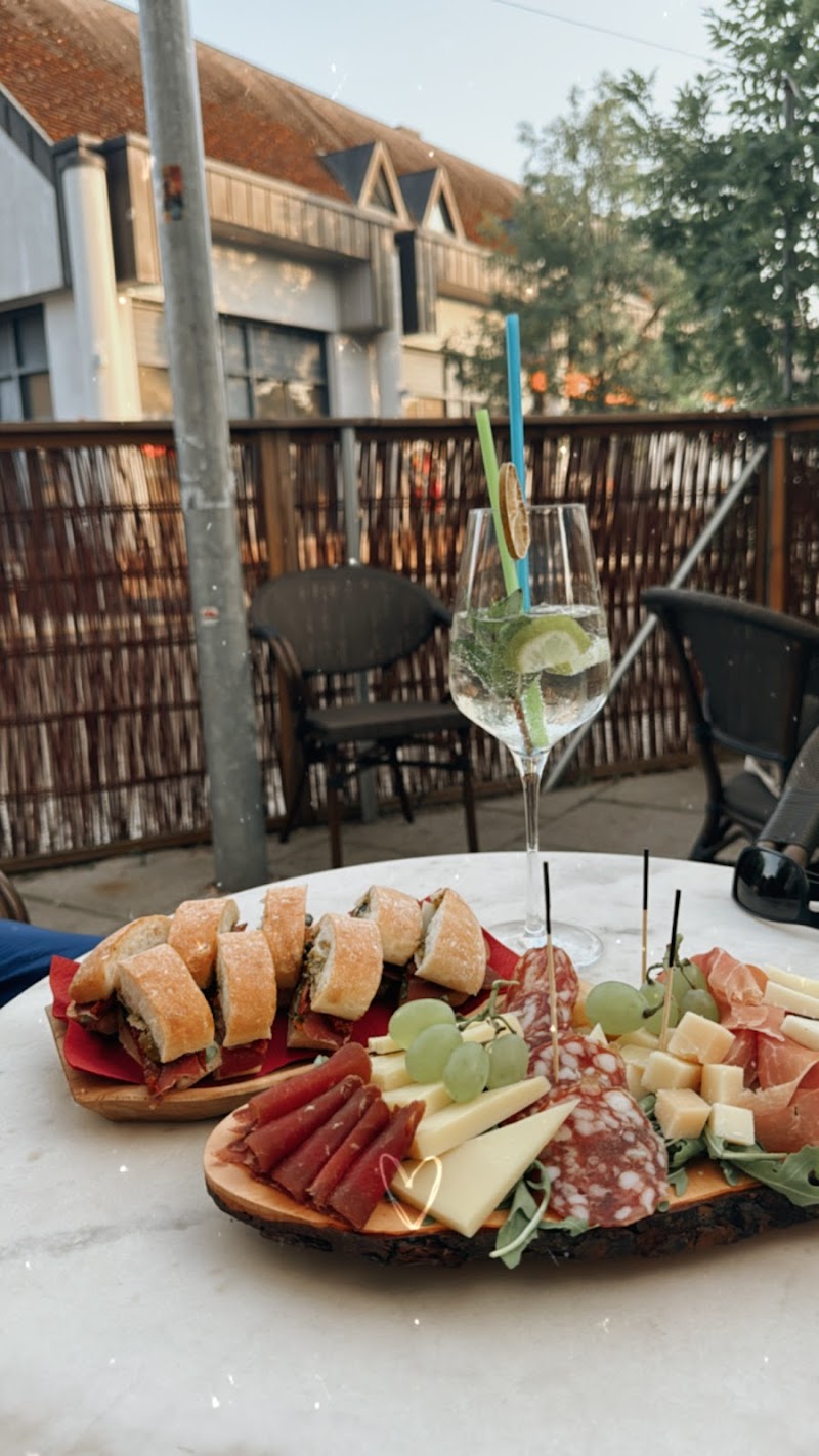 La Piazzetta Italianische Apero Bar – Bar Restaurant in Langenthal